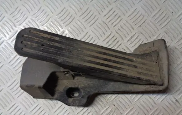 Skoda Yeti (5L) Accelerator throttle pedal 65102100RLAG