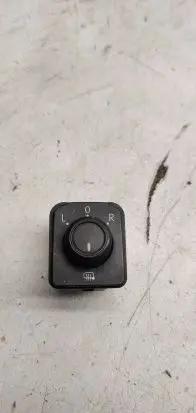 Volkswagen PASSAT B8 Wing mirror switch 3g0959565