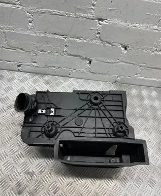 Battery box tray