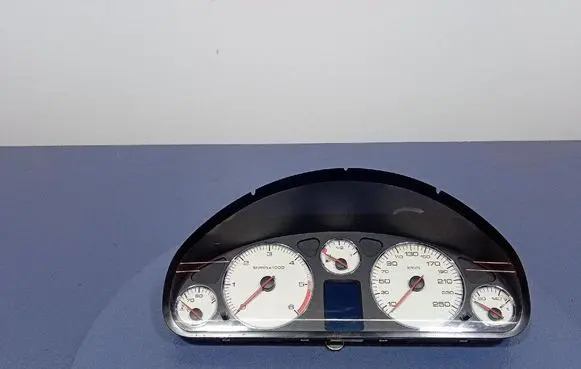 Speedometer (instrument cluster)