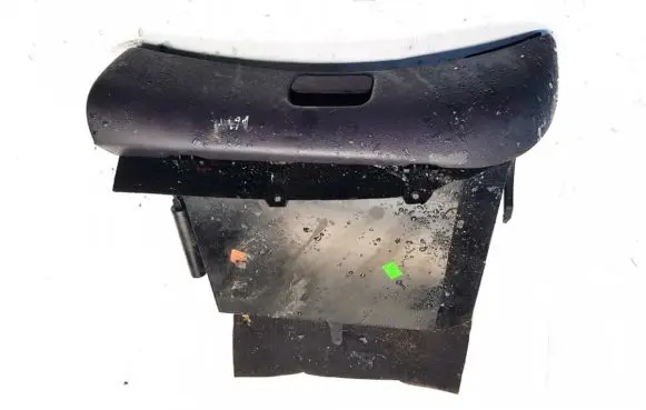 Volvo S40, V40 Glove box