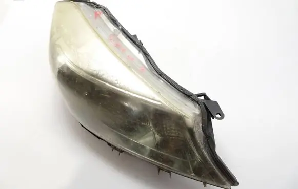 Toyota Yaris Headlight/headlamp avscr2g