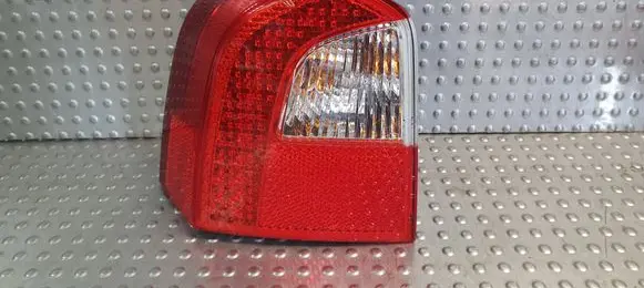 Volvo XC70 Rear/tail lights S26372435