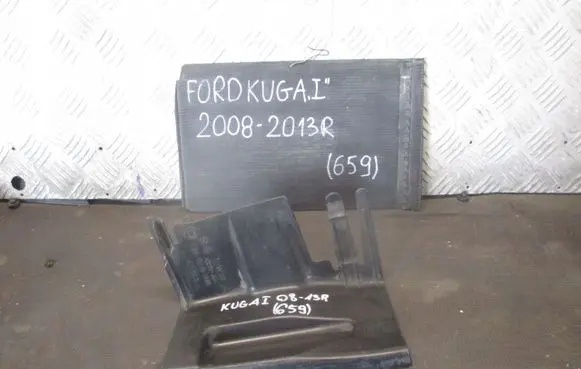 Ford Kuga I Intercooler air channel guide 8VH19721AC
