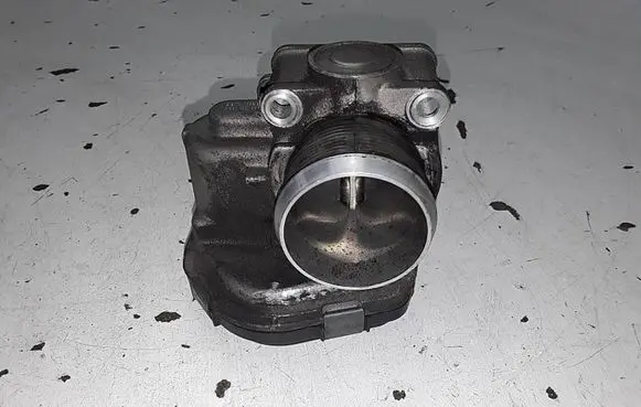Volvo C30 Throttle valve 9673534480