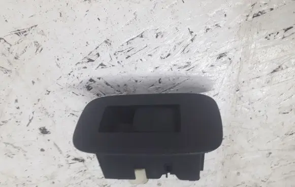 Toyota Auris 150 Electric window control switch