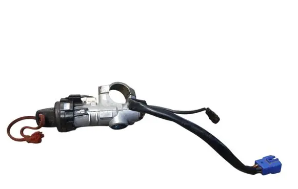 Subaru Forester SF Ignition lock 88213Fc000