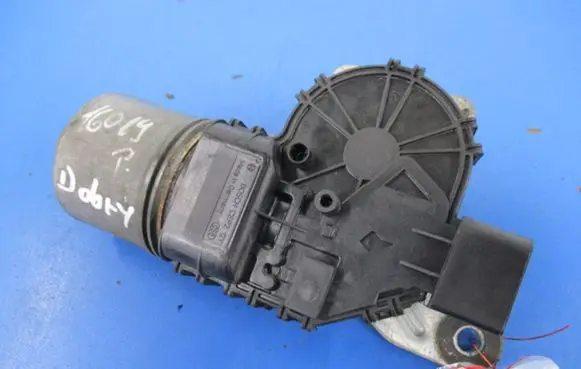 Fiat Croma Front wiper linkage and motor