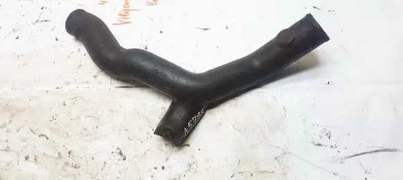 Volkswagen PASSAT B3 Air intake hose/pipe 357145834