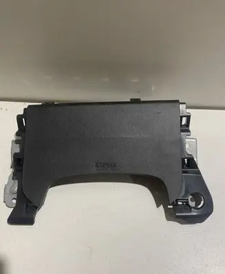 Mitsubishi Outlander Knee airbag 7030A317