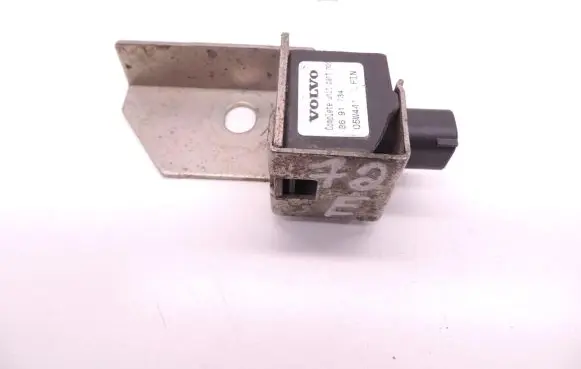 Volvo S60 Airbag deployment crash/impact sensor 8691734 8691736 D72