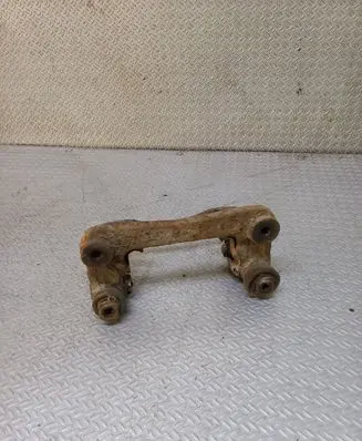 KIA Carnival Brake caliper pad carrier rear 