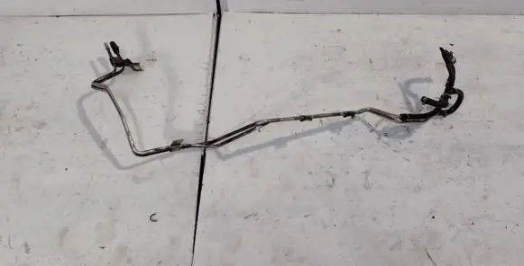 Volvo XC60 Fuel line pipe