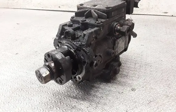 Opel Astra G Fuel injection high pressure pump 0470504003