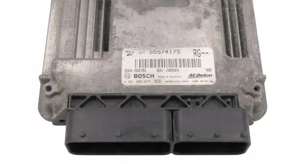 Opel Insignia A Engine control unit/module 55574175