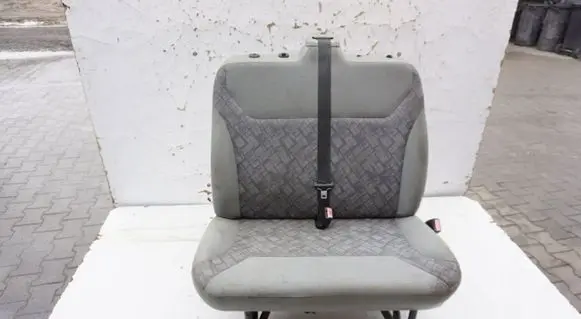 Opel Vivaro Front passenger seat FOTELSTELARZKANAPA
