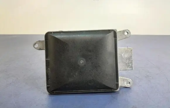 Audi A8 S8 D3 4E Blind spot module 4L0910566C