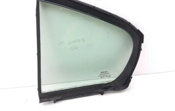 Rear vent window glass