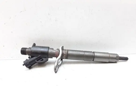 Fuel injector