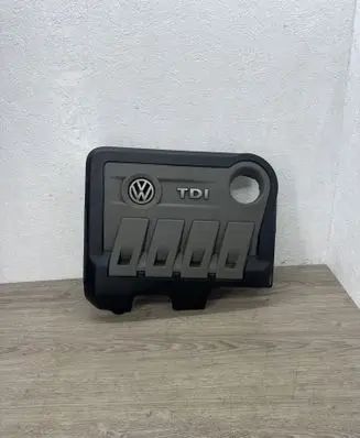 Volkswagen PASSAT B7 Engine cover (trim) 03L103925B 03L103925R 03L103925S