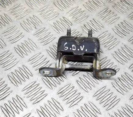 Nissan NP300 Rear door upper hinge