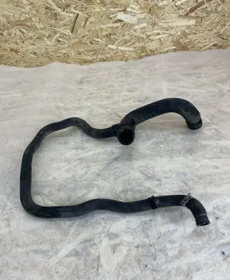 Opel Astra H Engine coolant pipe/hose 13218625