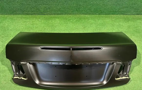 Mercedes-Benz E C207 W207 Tailgate/trunk/boot lid A2077570109