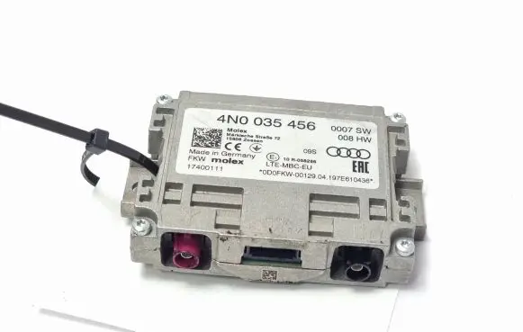 Audi A4 S4 B9 8W Antenna control unit 