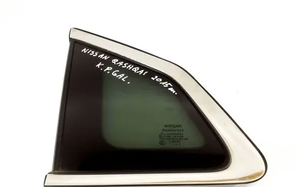 Nissan Qashqai Rear side window 833134EA0A