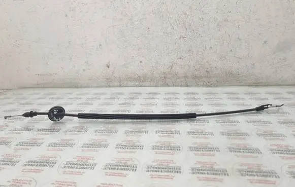 Volkswagen Touran I Front door cable line 1T0837086A
