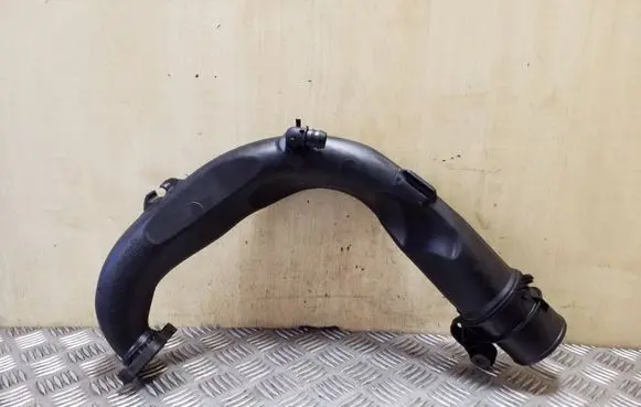 Nissan Juke I F15 Turbo air intake inlet pipe/hose 8200645723
