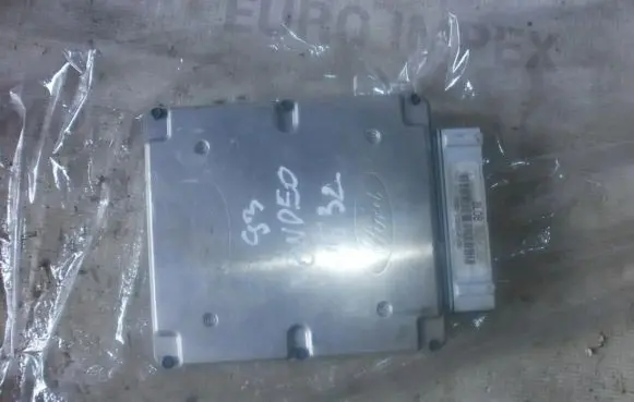 Ford Mondeo MK I Engine control unit/module 93bb12a650bb BLOB