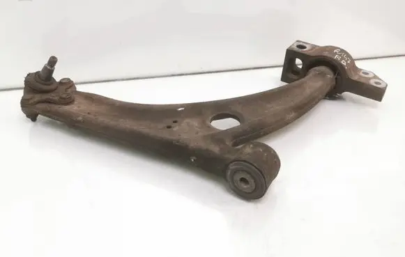 Volkswagen PASSAT B6 Front lower control arm/wishbone 3C0407153B