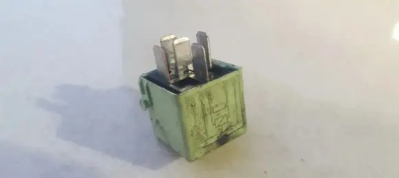 BMW 5 E39 Other relay 61368373700 61.368373700