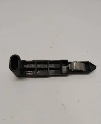Volvo XC60 Headlight/headlamp mounting bracket 30763155