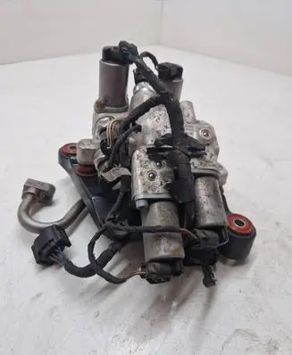 BMW 7 F01 F02 F03 F04 Air suspension compressor 10641010