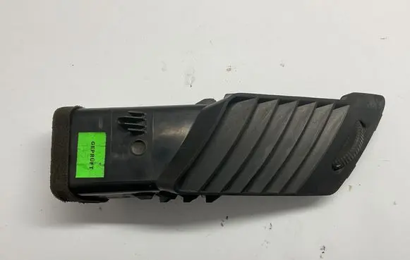 Mercedes-Benz Sprinter W906 Dash center air vent grill A9068300254 14072