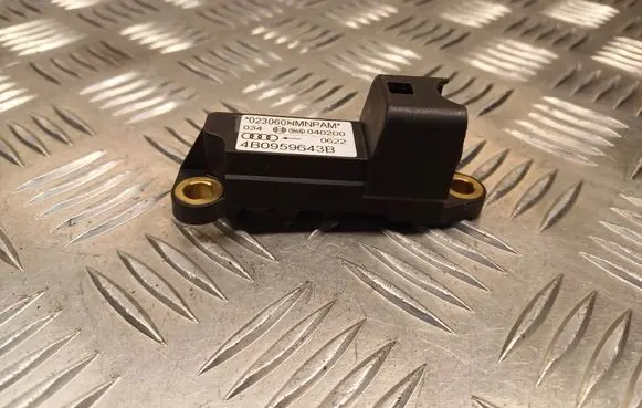 Audi A6 S6 C5 4B Airbag deployment crash/impact sensor 4B0959643B