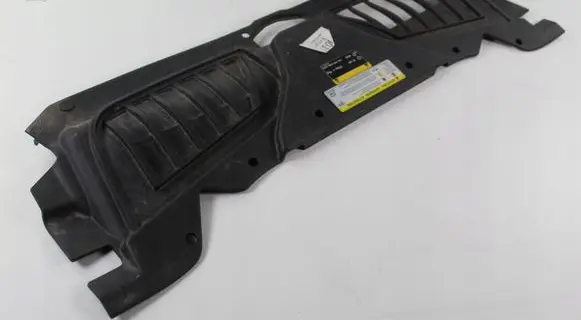 Audi A8 S8 D5 Engine bonnet/hood lock trim molding 4N0807081B