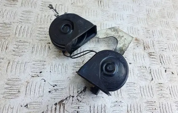 Opel Insignia A Horn signal 20857424