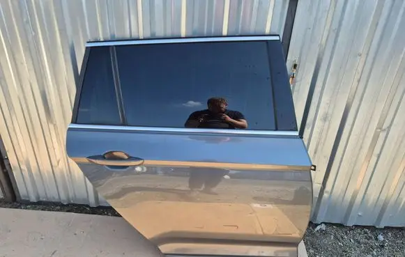 Volkswagen PASSAT B8 Rear door