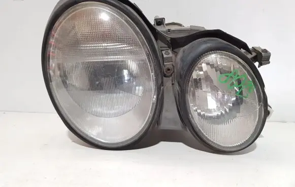 Mercedes-Benz CLK A208 C208 Headlight/headlamp