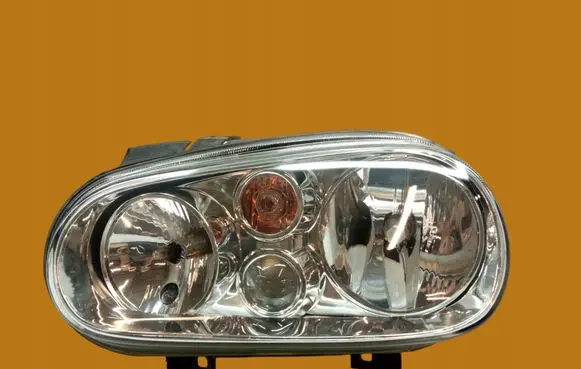 Volkswagen Golf IV Headlight/headlamp