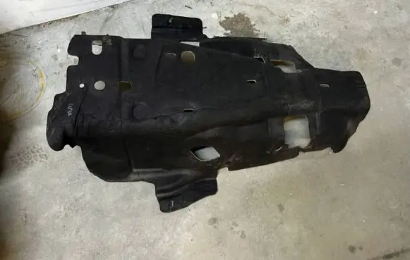 Ford Explorer VI Exhaust heat shield L1MZ7A434