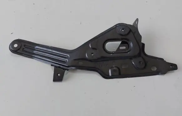Smart ForFour II W453 Fender mounting bracket 631467979R
