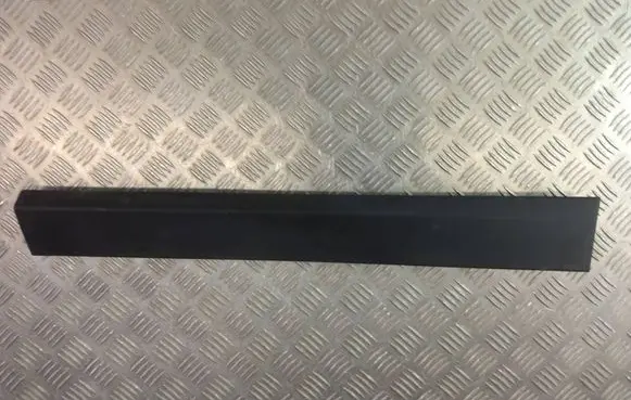 BMW X1 F48 F49 Rear door trim (molding) 7352093