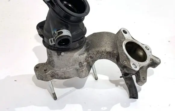 Honda CR-V Air intake hose/pipe 