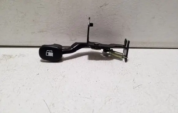 KIA Stonic Fuel cap release pull handle 