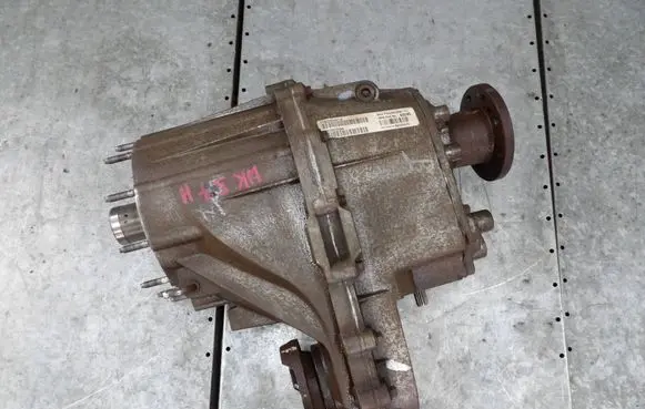 Jeep Grand Cherokee (WK) P52105703AA BH285579 TR265509759