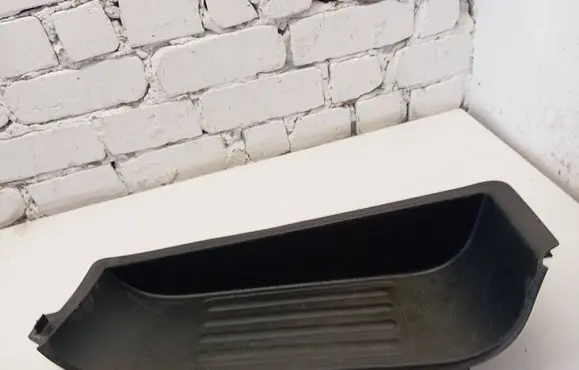 Volkswagen Multivan T5 Front sill trim cover 7H0863736D